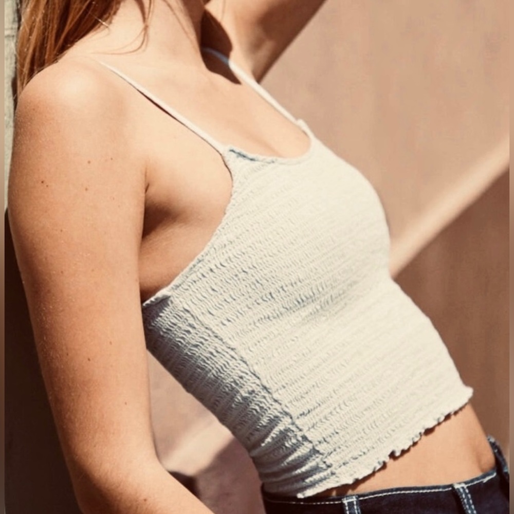 PacSun woven smocked cropped tank top in creamy pink - Picture 4 of 4